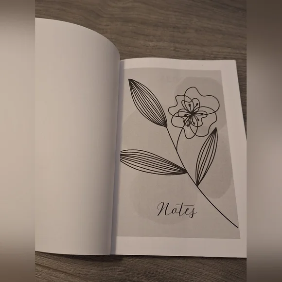 NEW!! Journal with Floral Design, designed by me 200 Pages - Picture 3 of 6